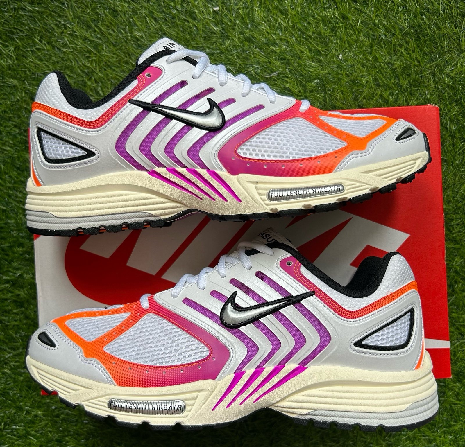 NEW Nike Air Pegasus 2005 White Chrome Orange Men’s Size 12