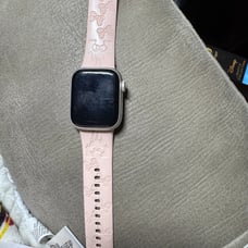 Apple Watch Series 8