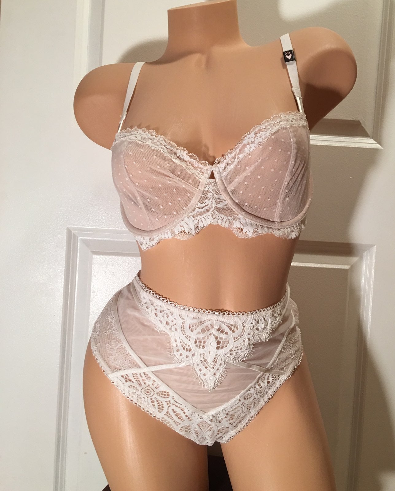 Victoria Secret Very Sexy Lingerie 34DD
