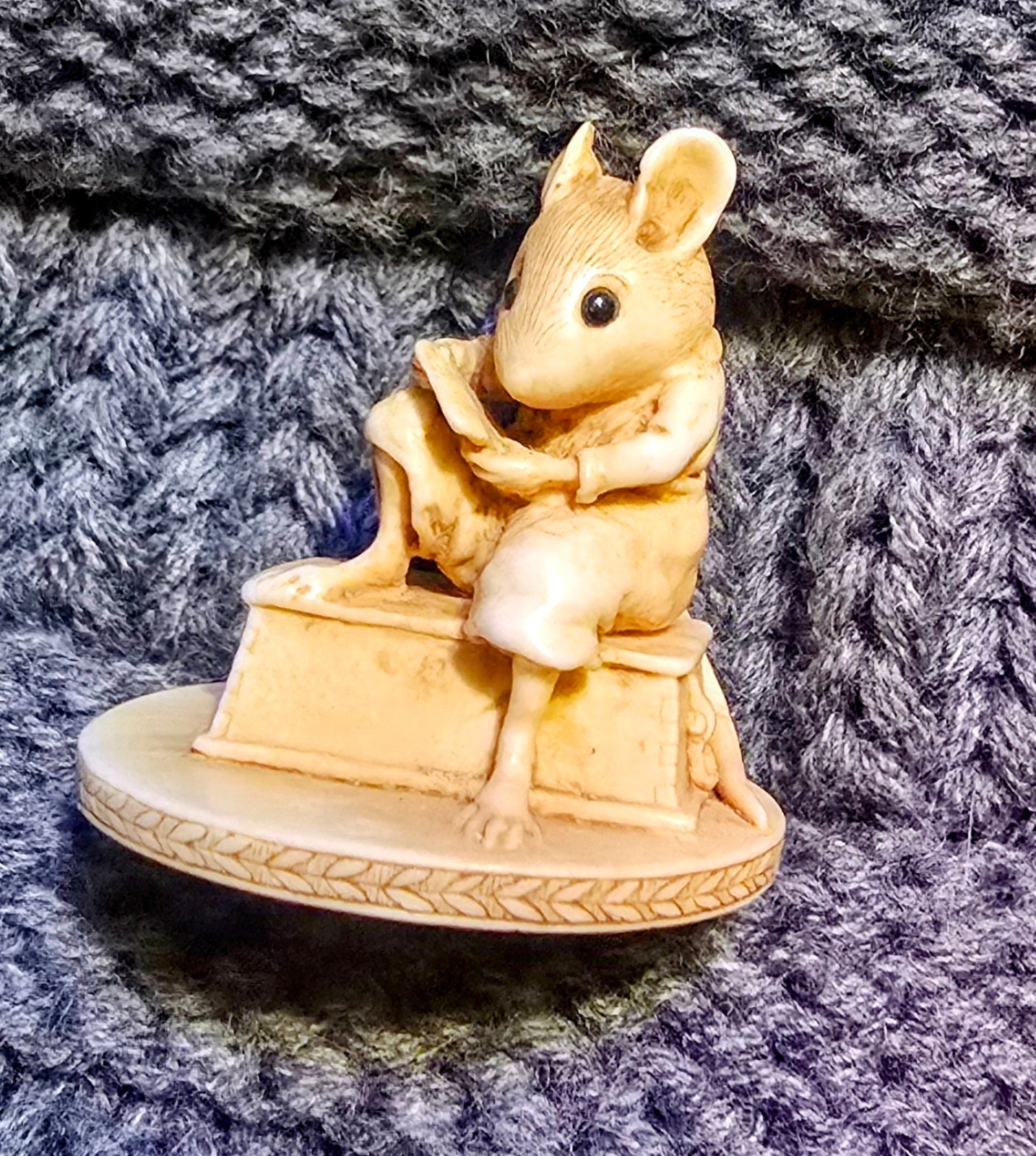 Wee Forest Folk Asa Page S-9 Scrimshaw