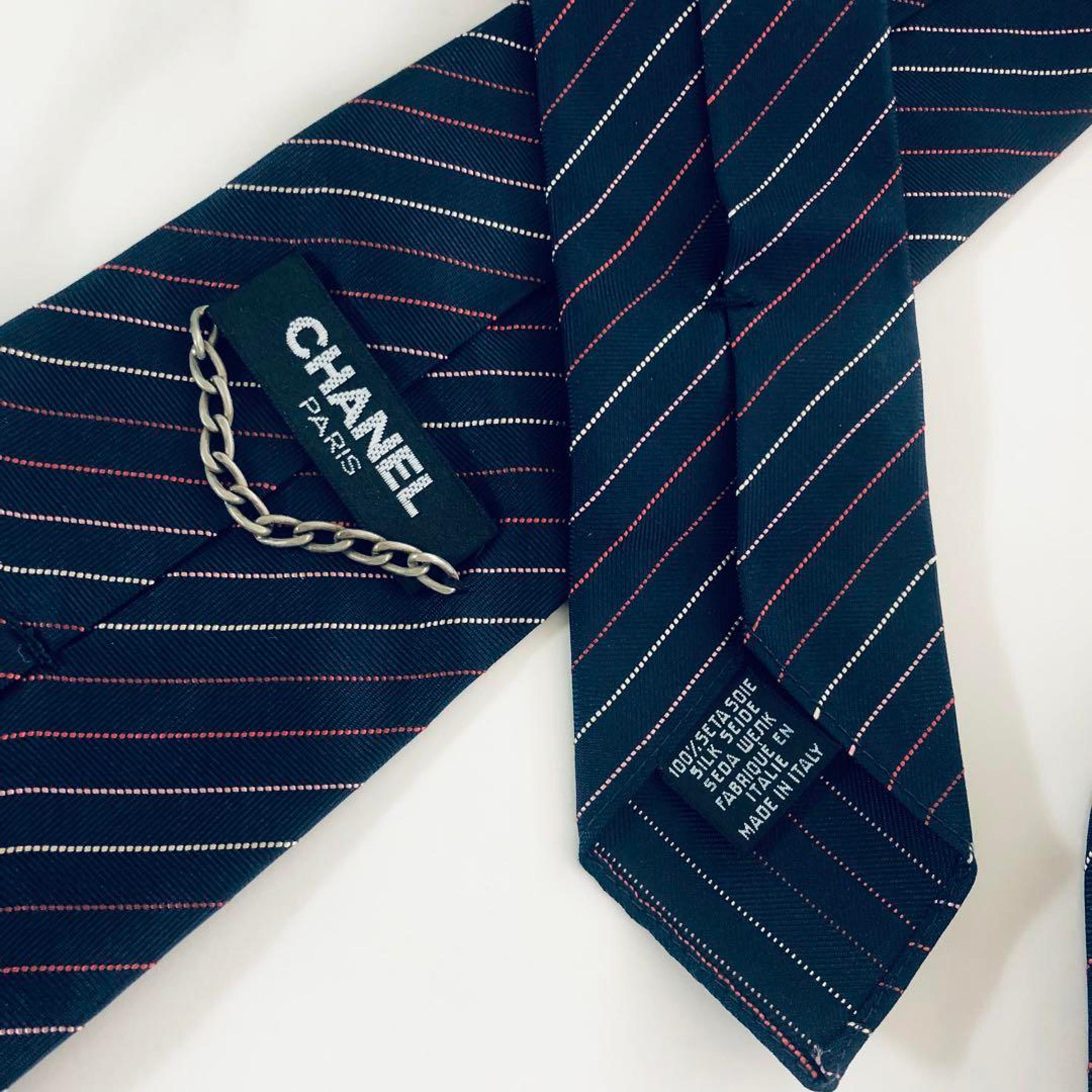 ❤️CHANEL Silk Stripe Tie