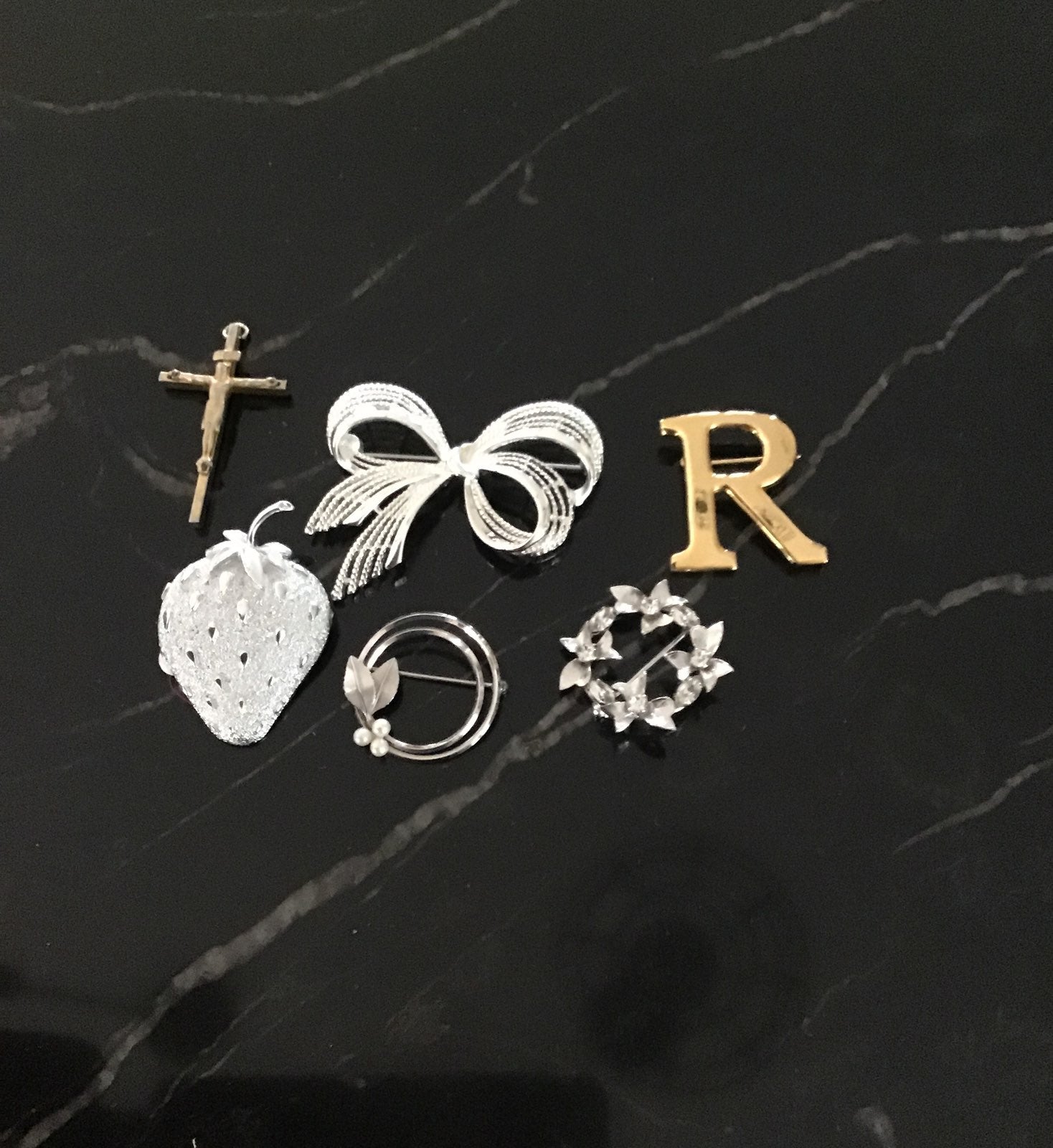 6 Pieces of Costume Jewelry