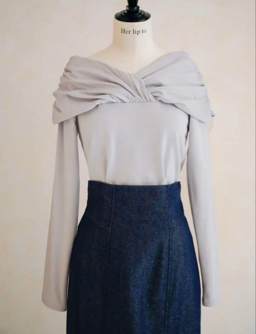 Her lip to（ハーリップトゥー）の「2Way Shoulder Ruched Top