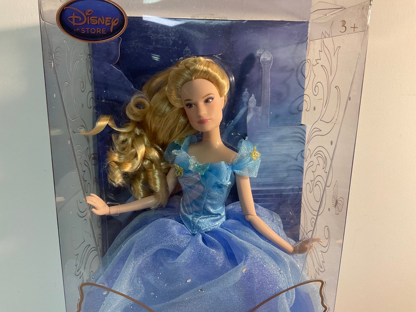 NIB Disney Parks/Store Exclusive Cinderella Live Action