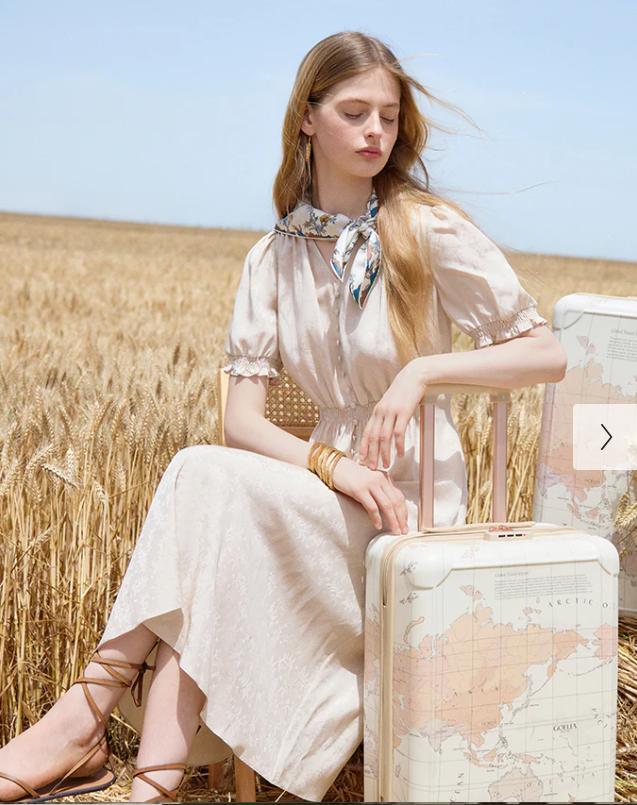 【GOELIA】Mulberry silk jacquard semi-long one-piece dress