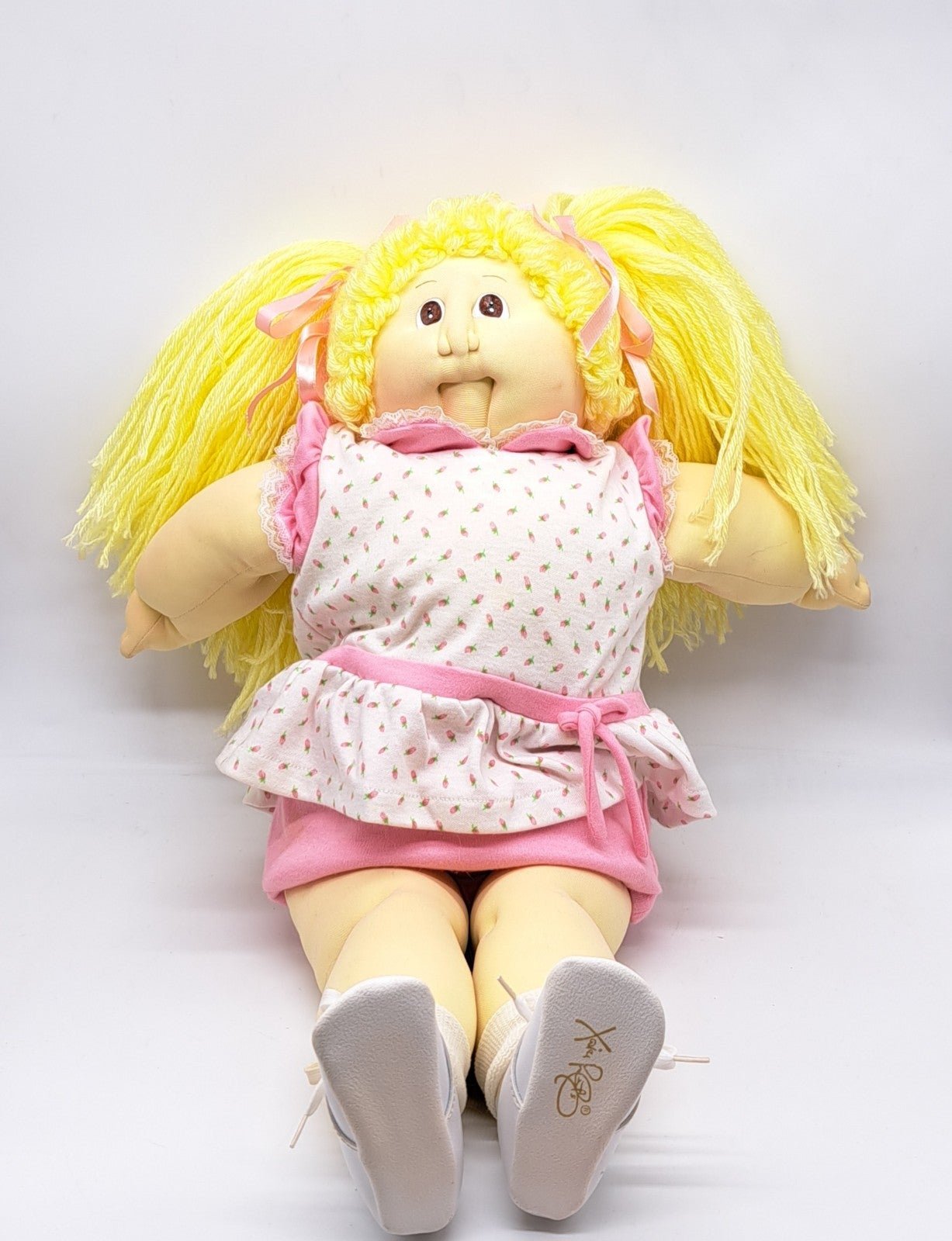 Vintage Cabbage Patch Doll Blonde Hair Soft Sculpture