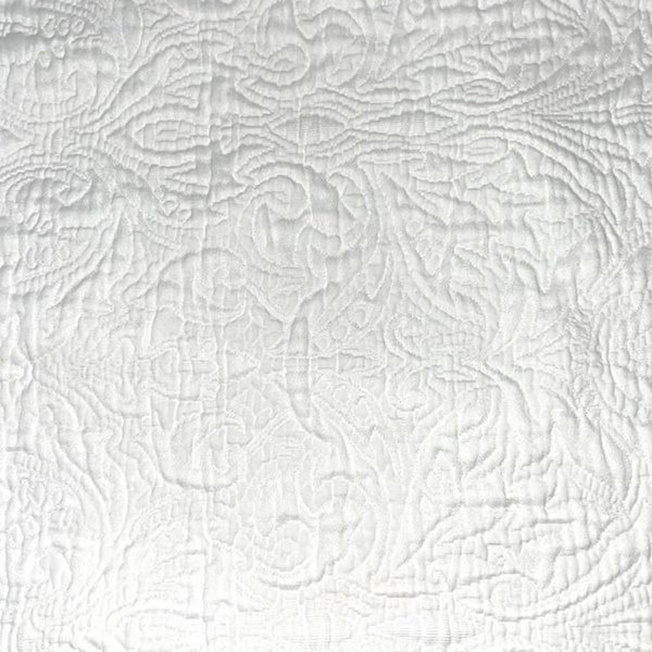 (2) Yves Delores Standard Matelasse Shams | White