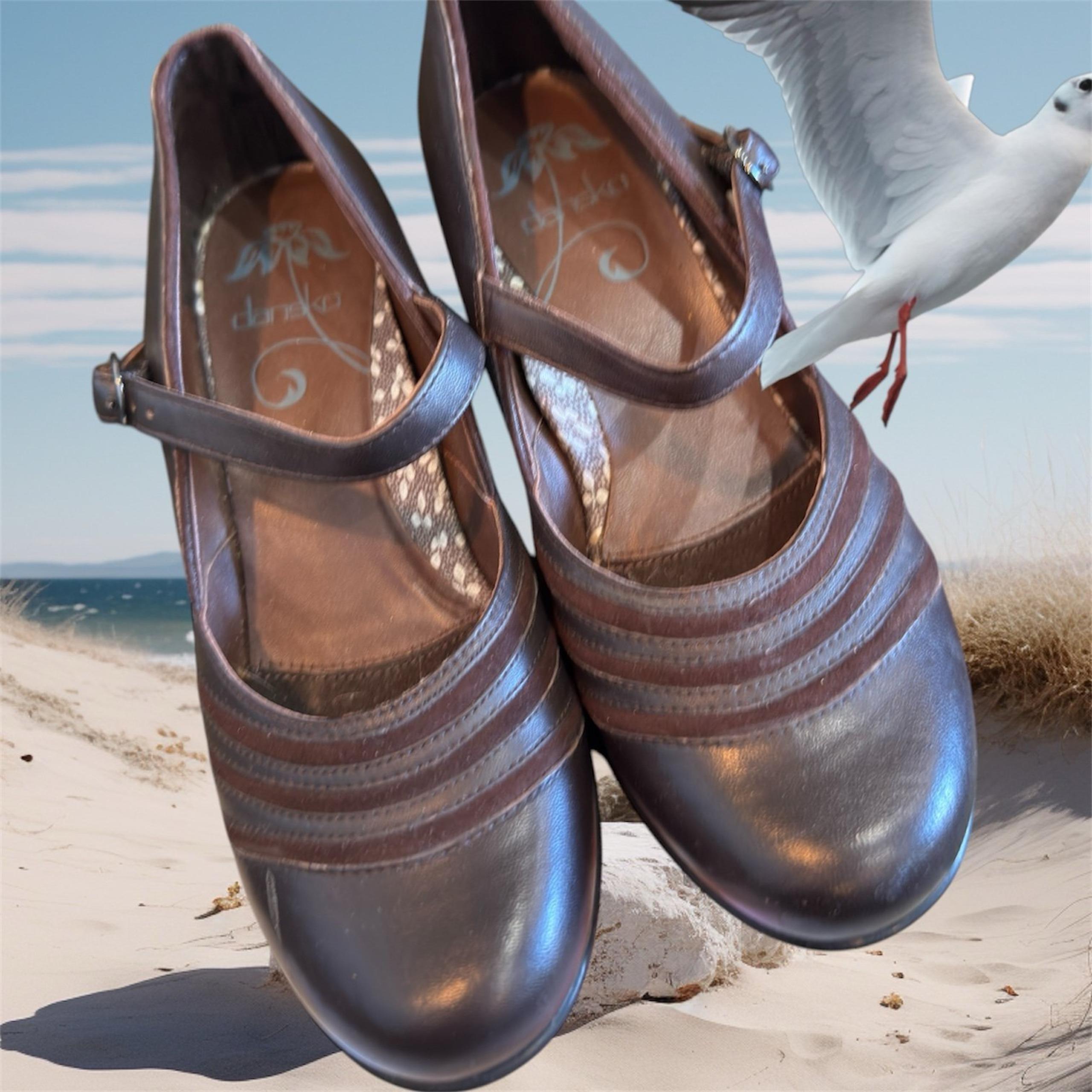 DANSKO Women s Brown Leather Mary Jane Pumps Size