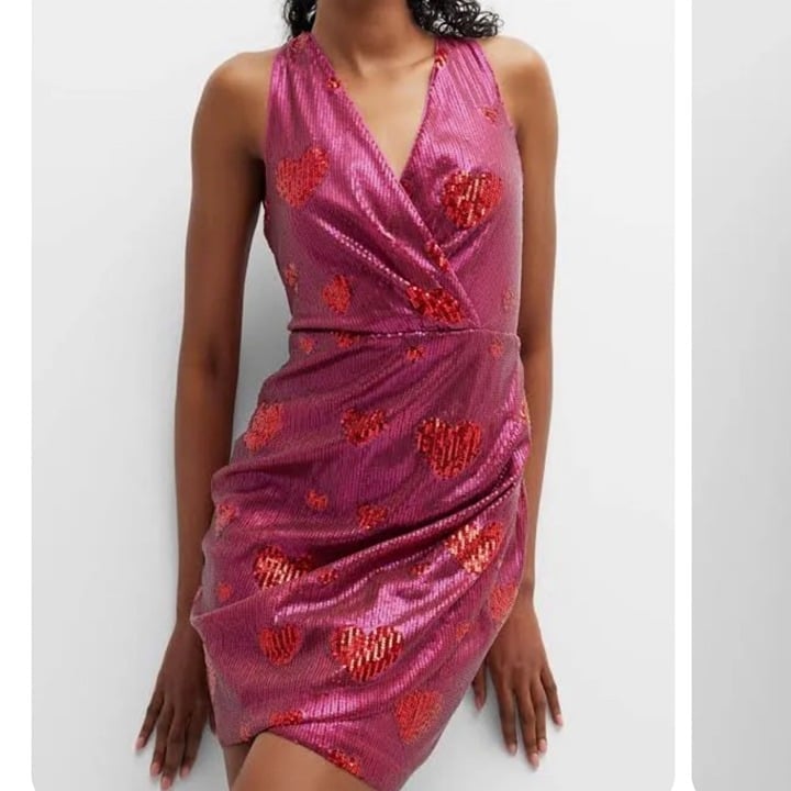NWT ONE33 SOCIAL Pink Red Sequin Heart Bodycon Ruched Mini Dress Size 0