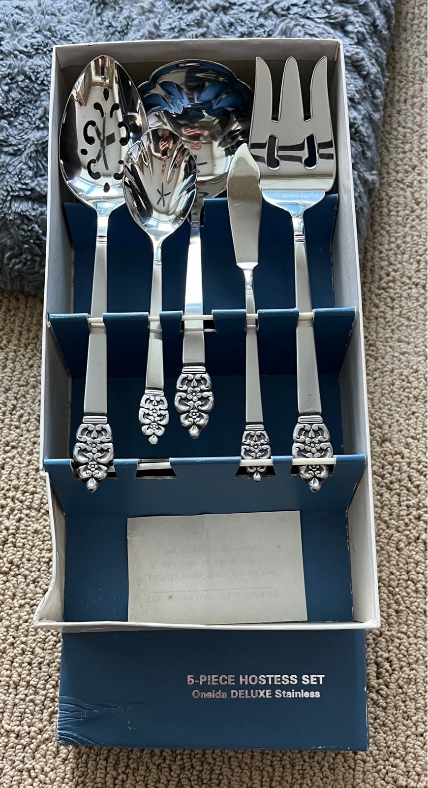 Oneida Deluxe Stainless Vintage 5-Piece Hostess Set