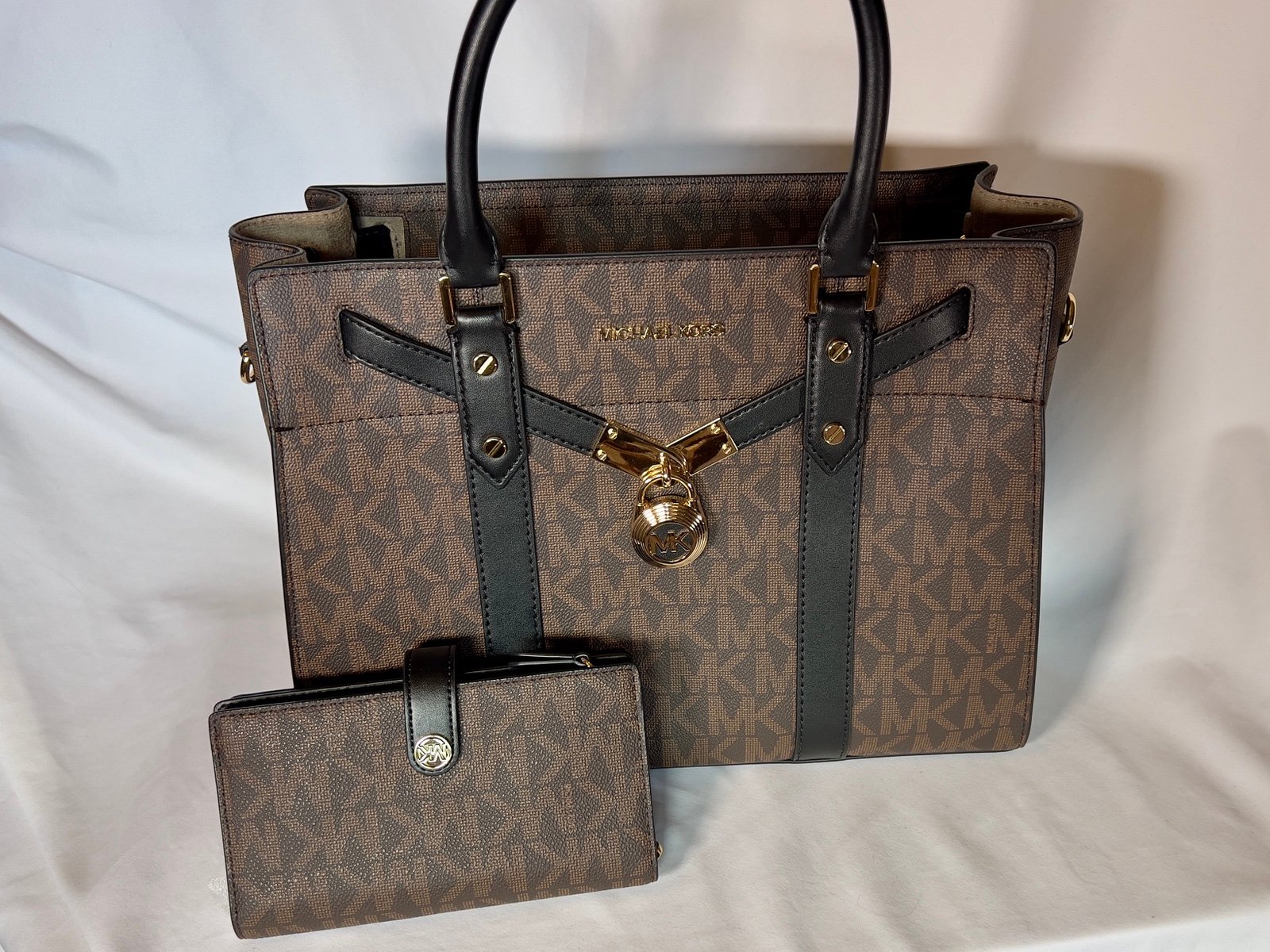 Michael Kors nouveau hamilton satchel & wallet