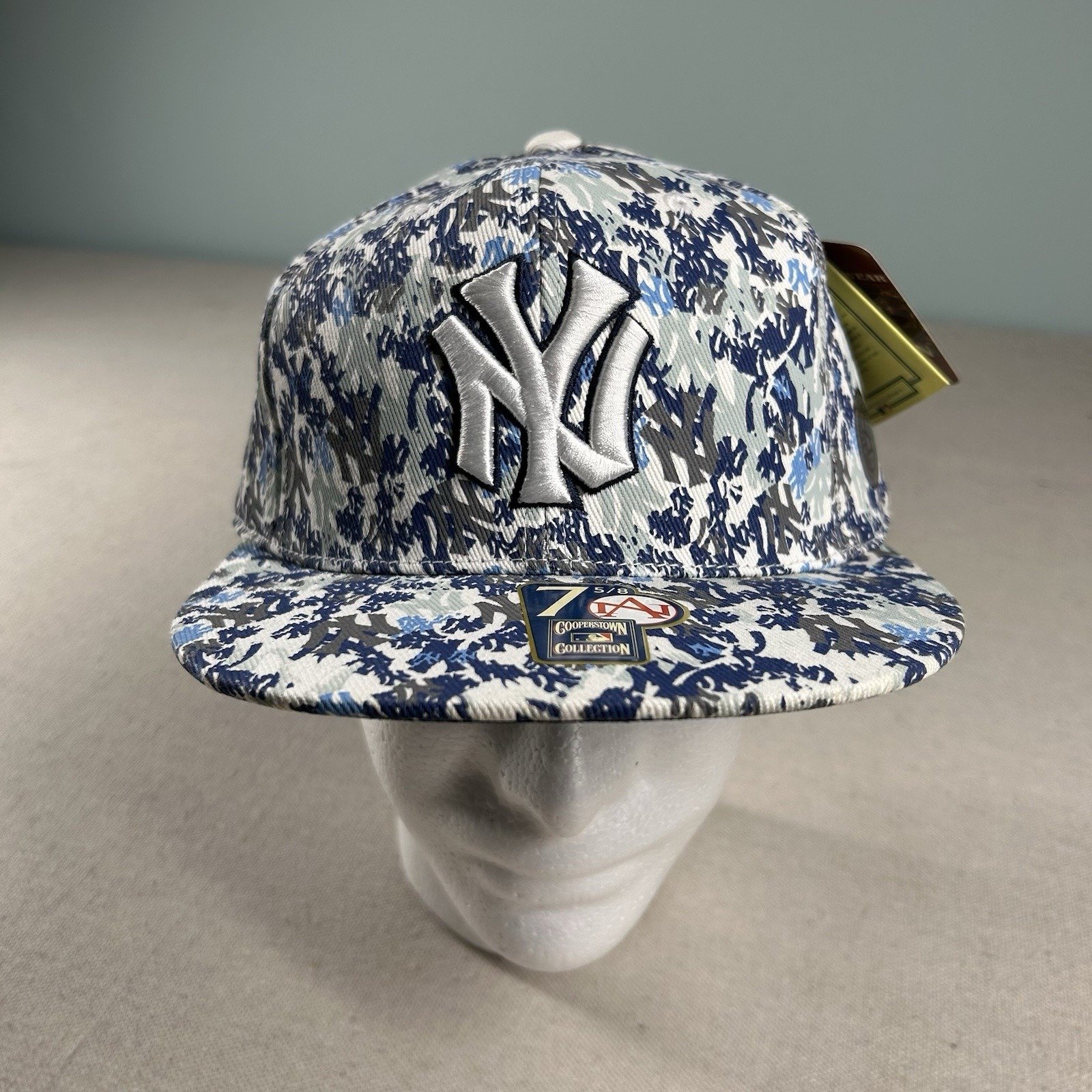 New Era Cap Signature Size White 59FIFTY Fitted