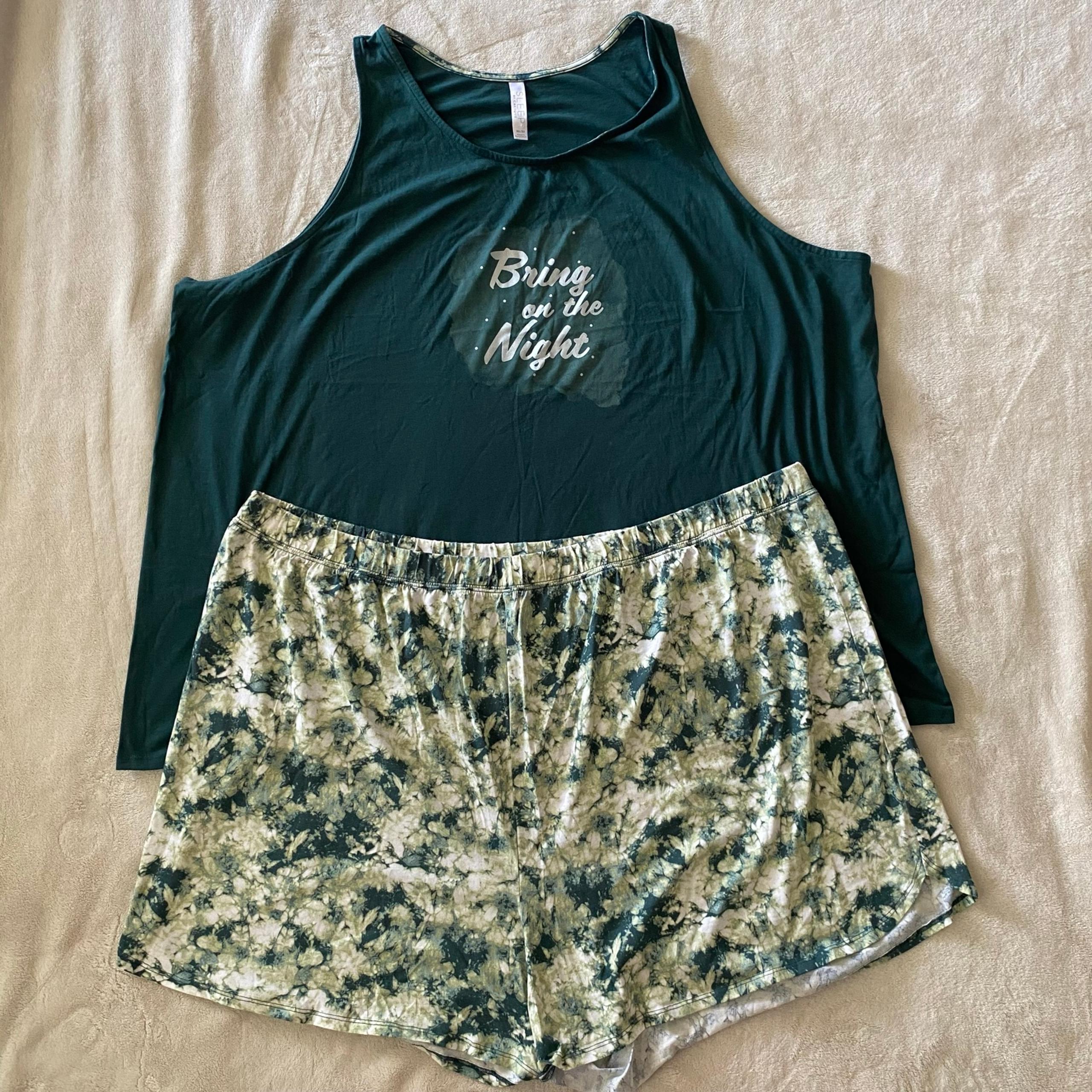 Cacique Women’s Graphic Knit Tank & Short PJ Set Plus Size 30/32 NWOT