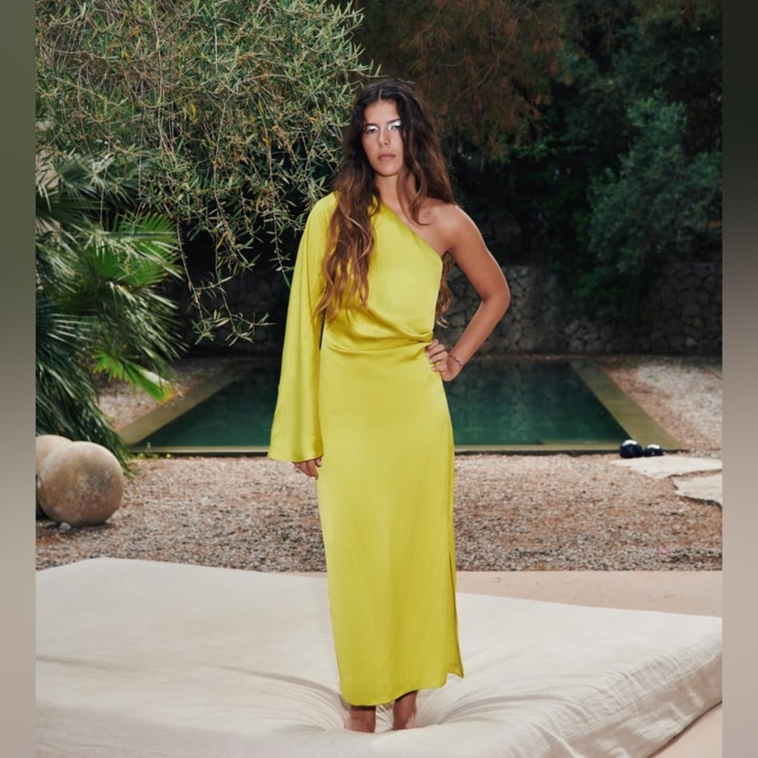 Zara Women’s Lime Green One Shoulder Satin Dress NWT