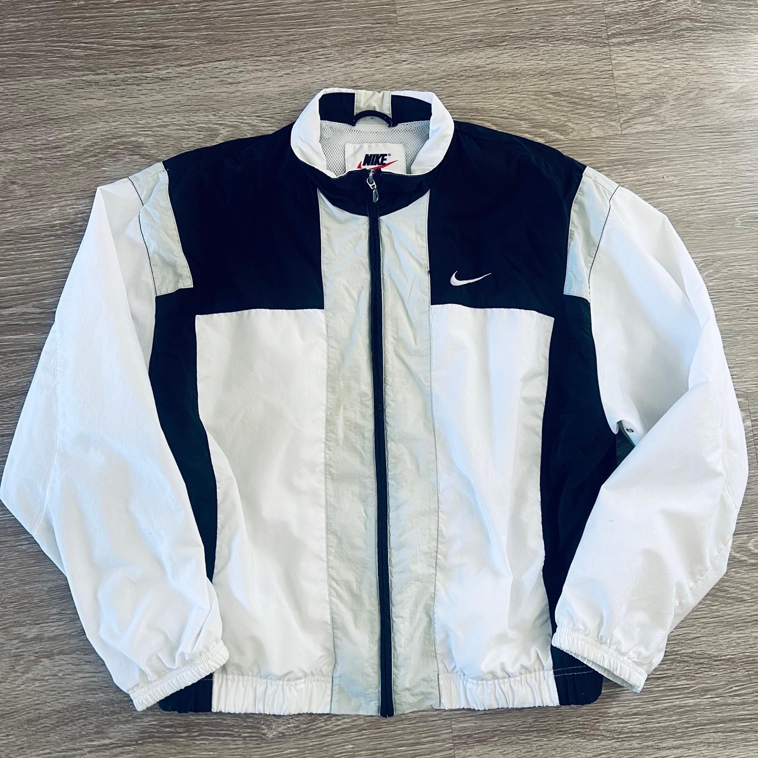 Nike 90’s black white windbreaker jacket sz L