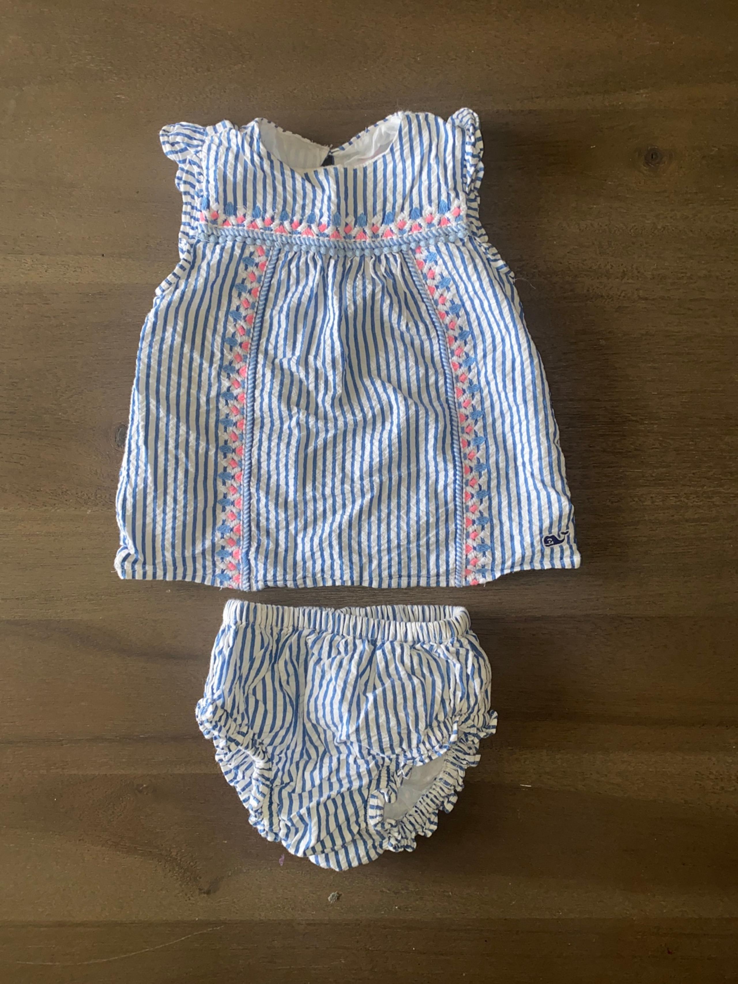 Vineyard Vines Baby Set