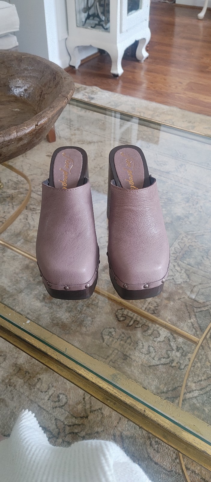 Like New Free People Beale Square Toe Bitter Leather Platform Stud Clogs Size 37