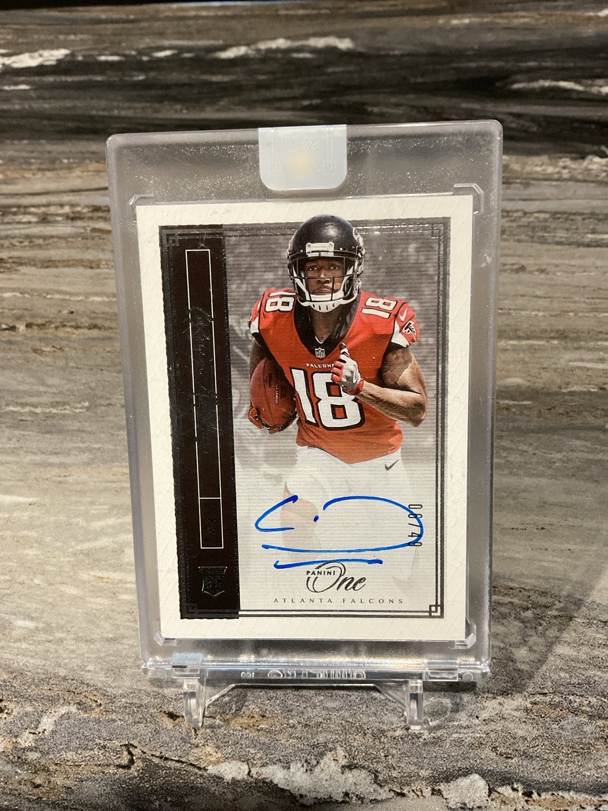 Calvin Ridley Panini One Rookie Autograph Card 6/49