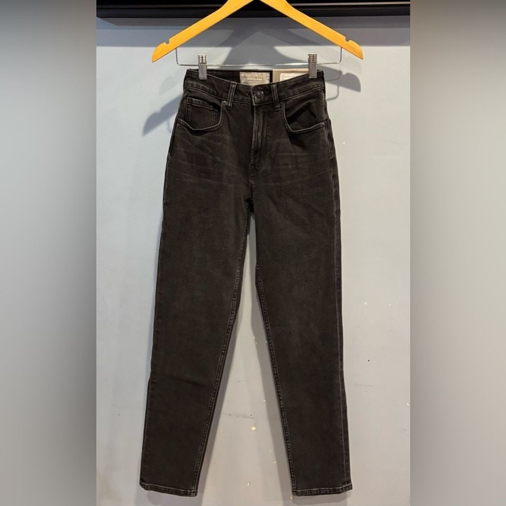 Everlane NWT Woman's Black Curvy Cheeky Jean Size 23