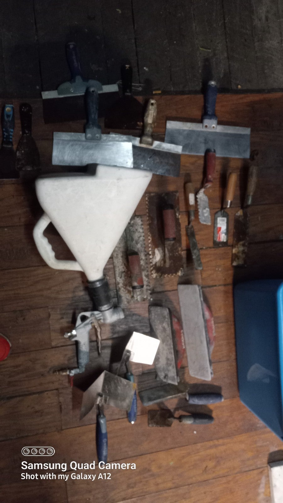 Drywall tool and gun combo
