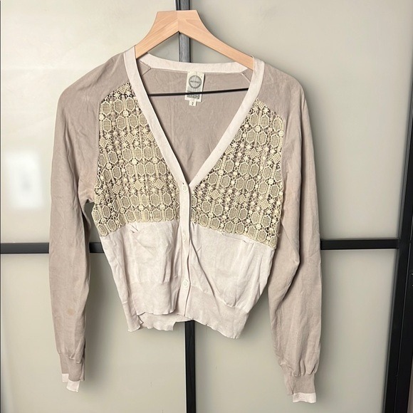 Antipast Made in Japan Women's Beige Lace Cardigan Size 2 (M/L)