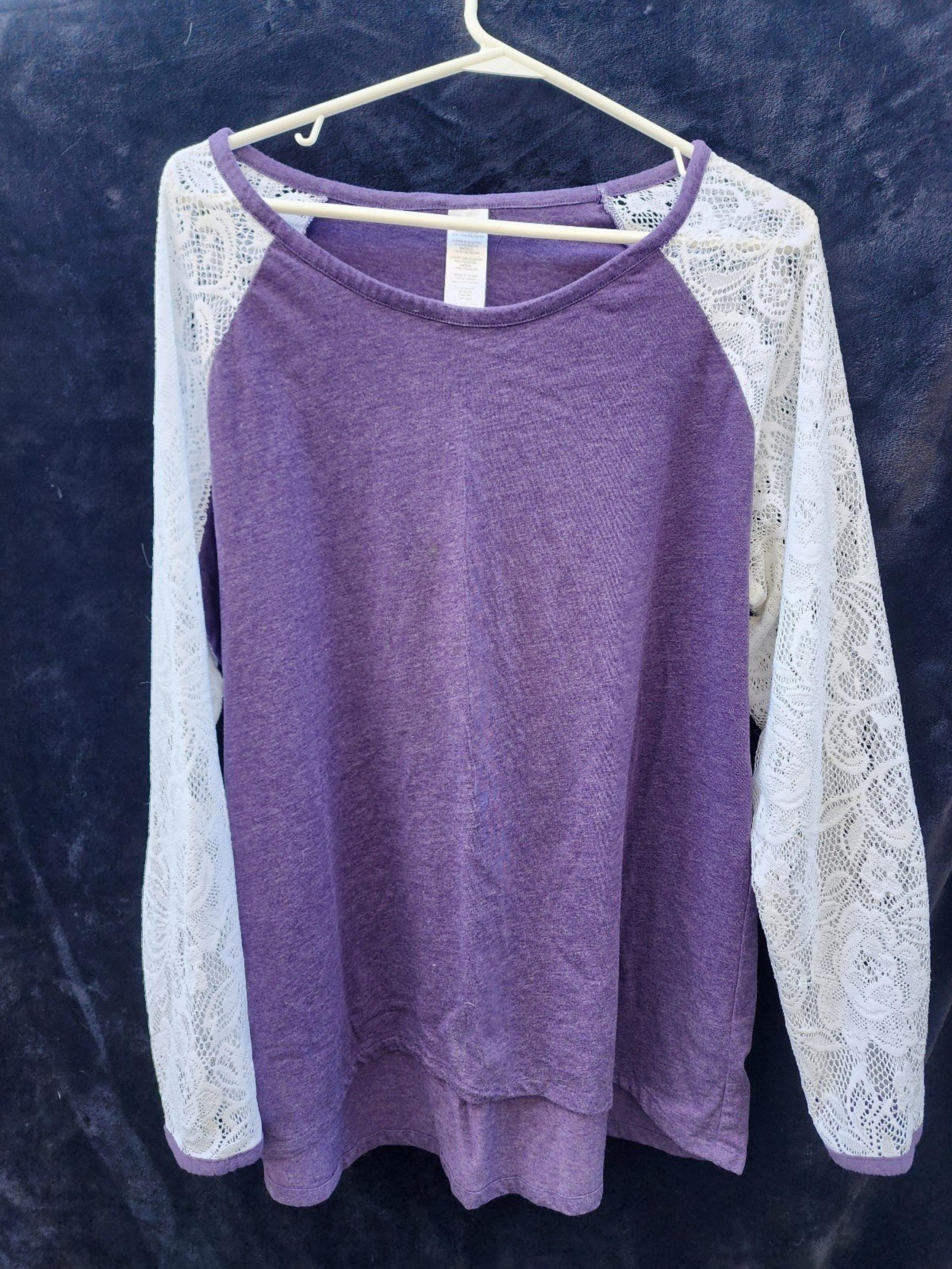 ☆END OF SUMMER SALE☆ Avon Long Lace Sleeve Purple Tshirt Size XL