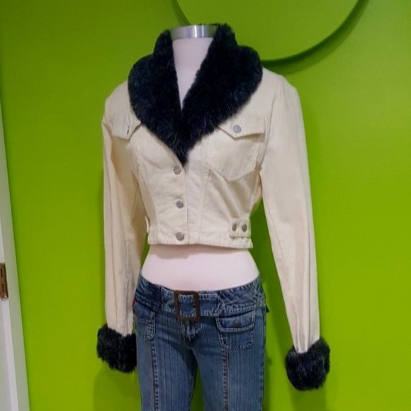 GORGEOUSVintage 80s Corduroy Fur- Trimmed Cropped Jacket