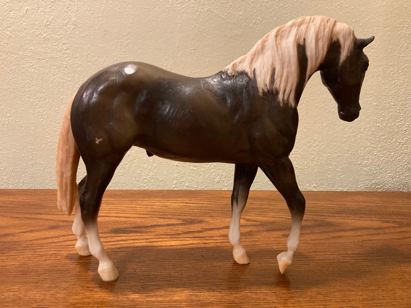 Breyer Liver Charcoal Western Horse Foundation Stallion #712848