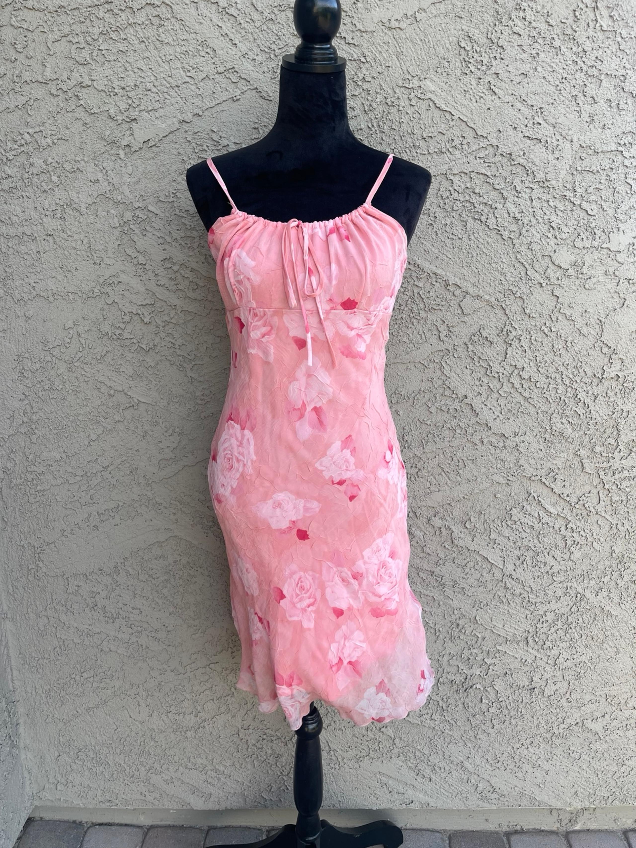 Y2K vintage Pink floral dress - City Triangles