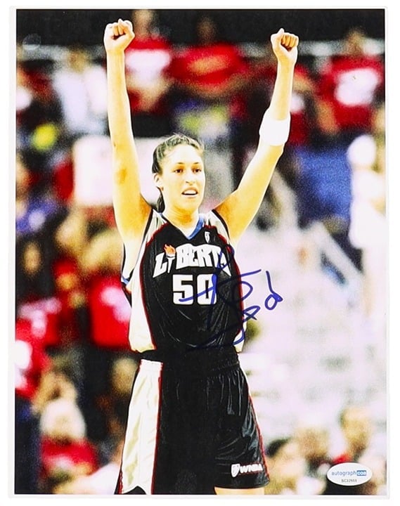 Rebecca Lobo New York Liberty, UConn and Hall of Famer Signed 9x11 Photo (ACOA)
