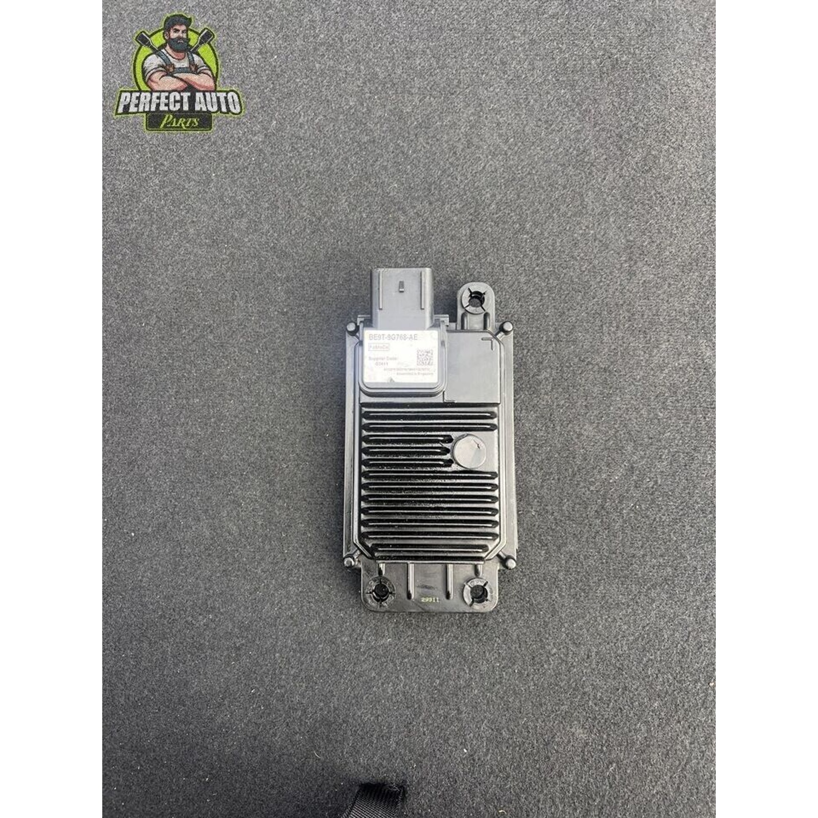 2011 - 2012 Lincoln MKS Adaptive Cruise Control Distance Radar Sensor Module OEM