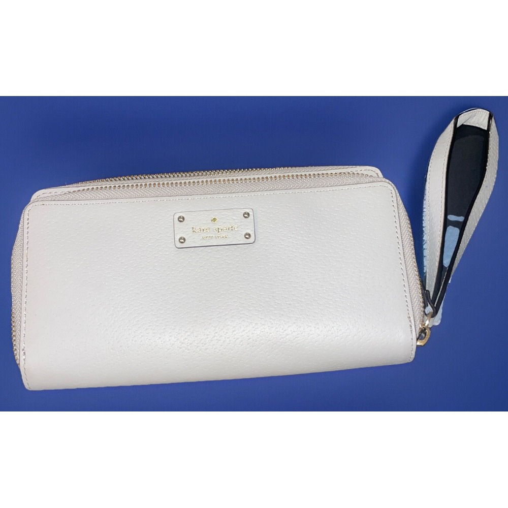 Kate Spade✨Wallet Clutch Gray