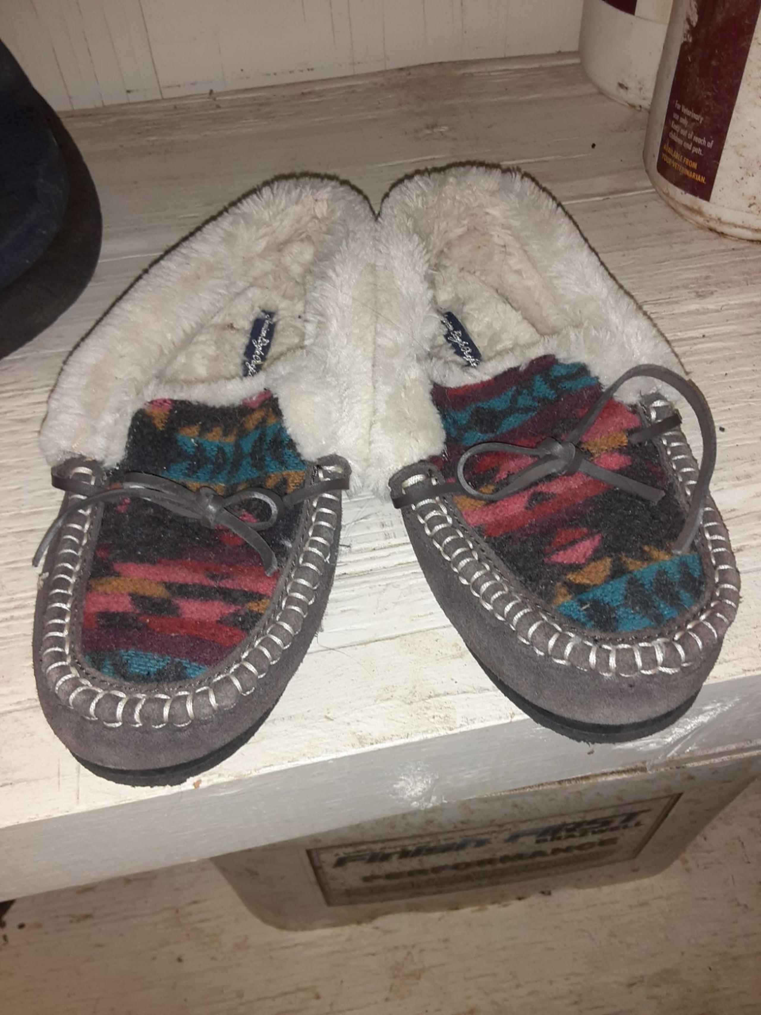 American Eagle Pendleton moccasins