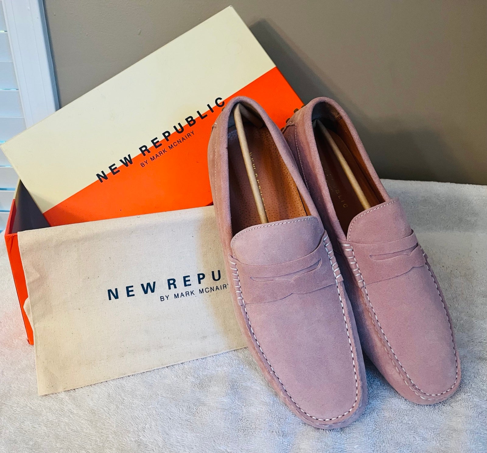 Men's New Republic Mark McNairy Size 12 US Dusty Pink Leather Driving Loafer