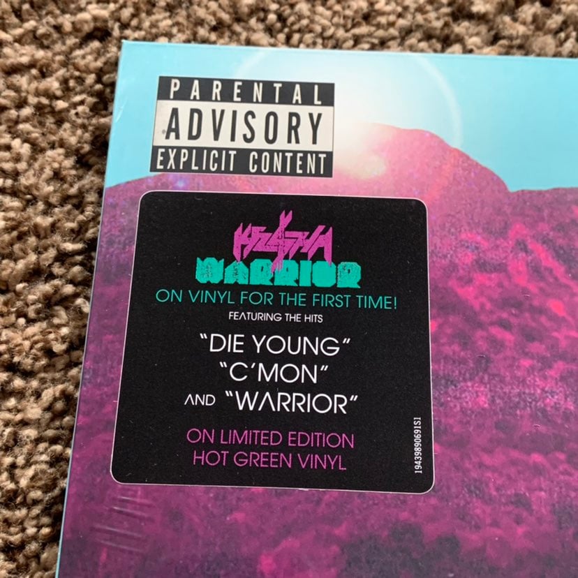 NEW Kesha Warrior Vinyl Souvenirs & Memorabilia