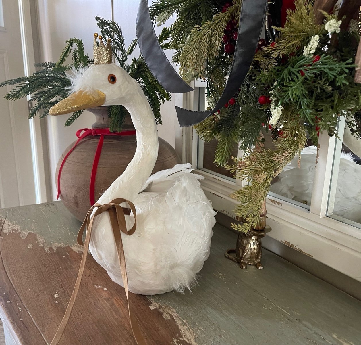 Mache’ Swan