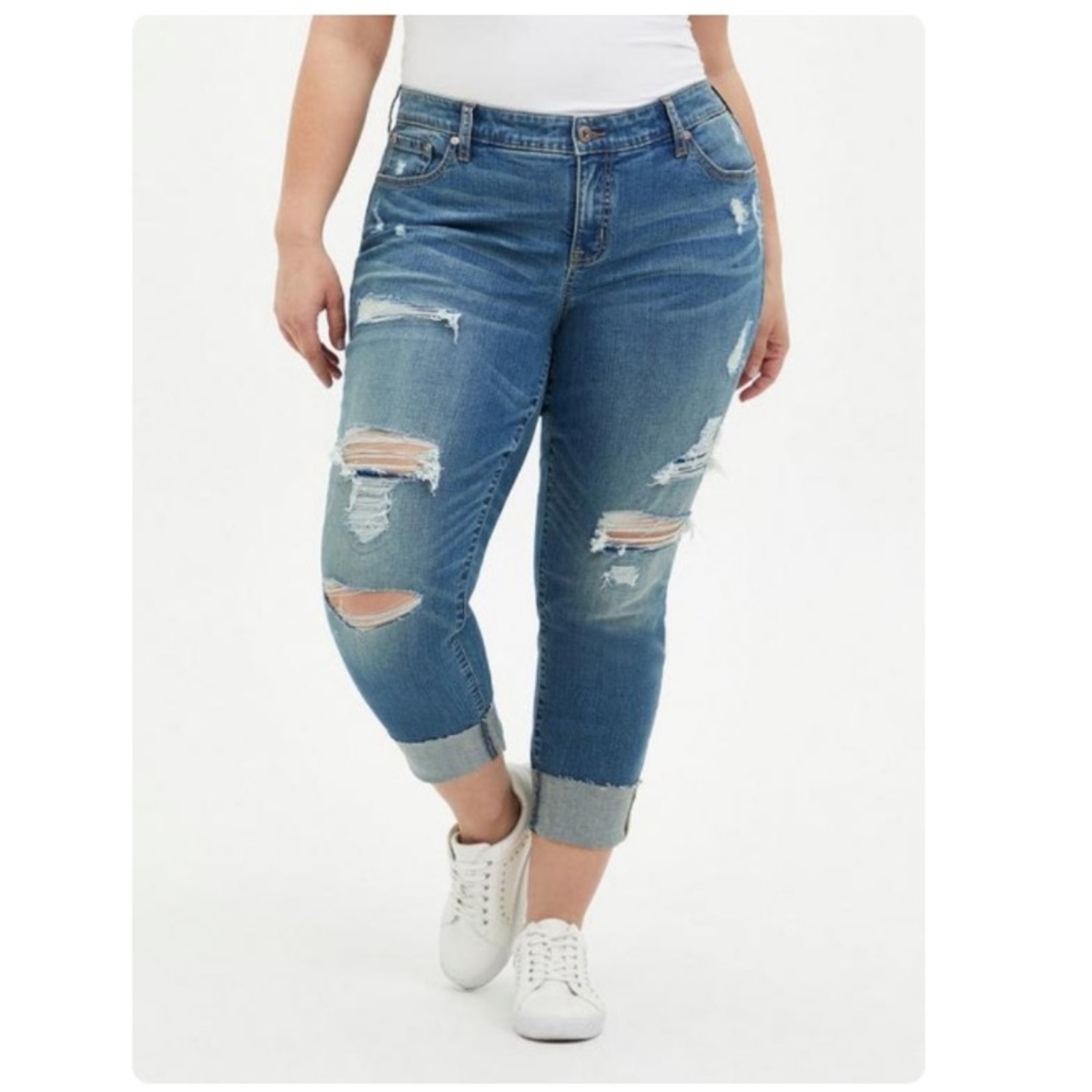 Torrid Crop Boyfriend Straight Vintage Stretch Mid-Rise Jeans