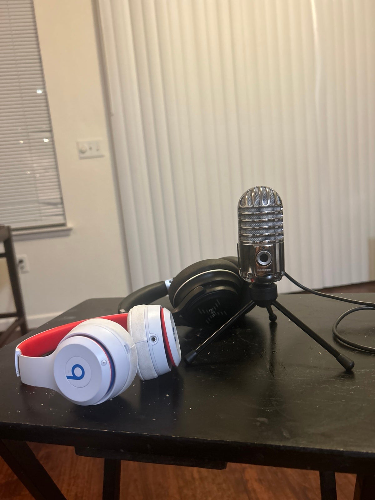 Studio Samson USB Microphone With Headphones