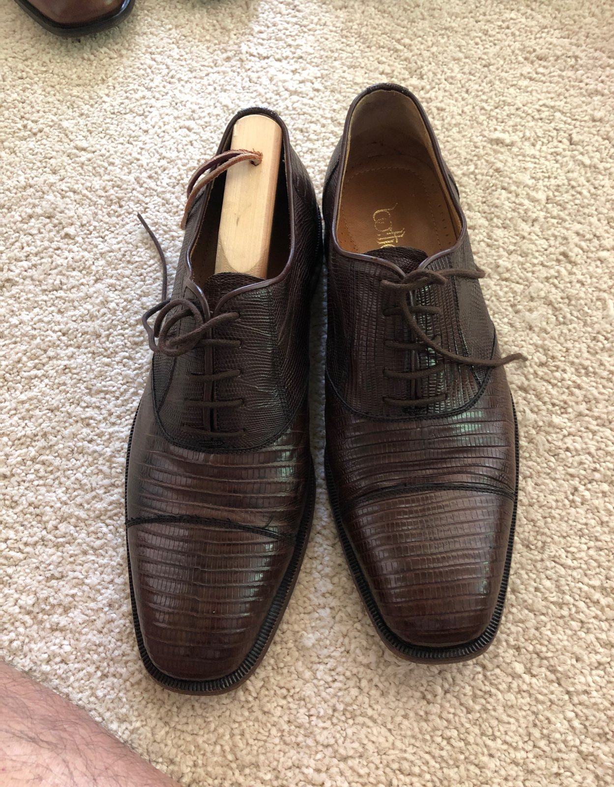 mens dress shoes