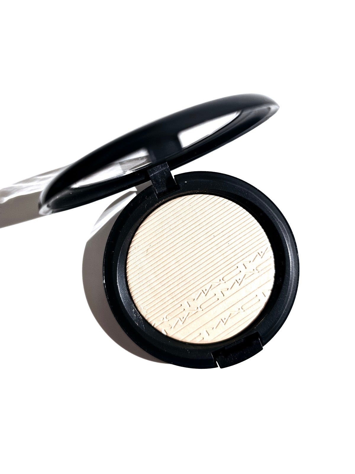 Mac Extra Dimension Skinfinsh Double Gleam New
