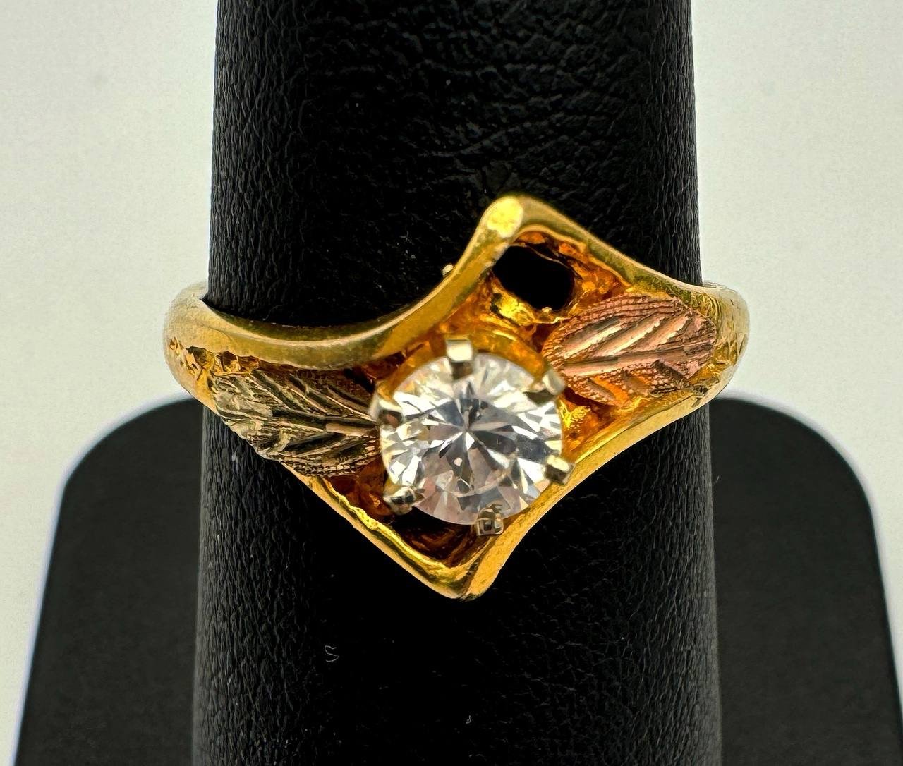 Jewelry 10k solid three tone gold CZ brilliant cut stone 0.5 CTW ring size 7
