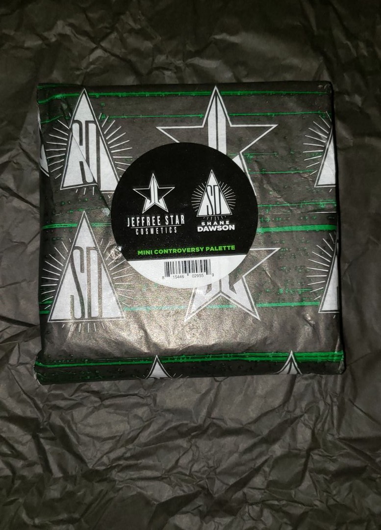 Mini Controversy Emerald Edition Palette