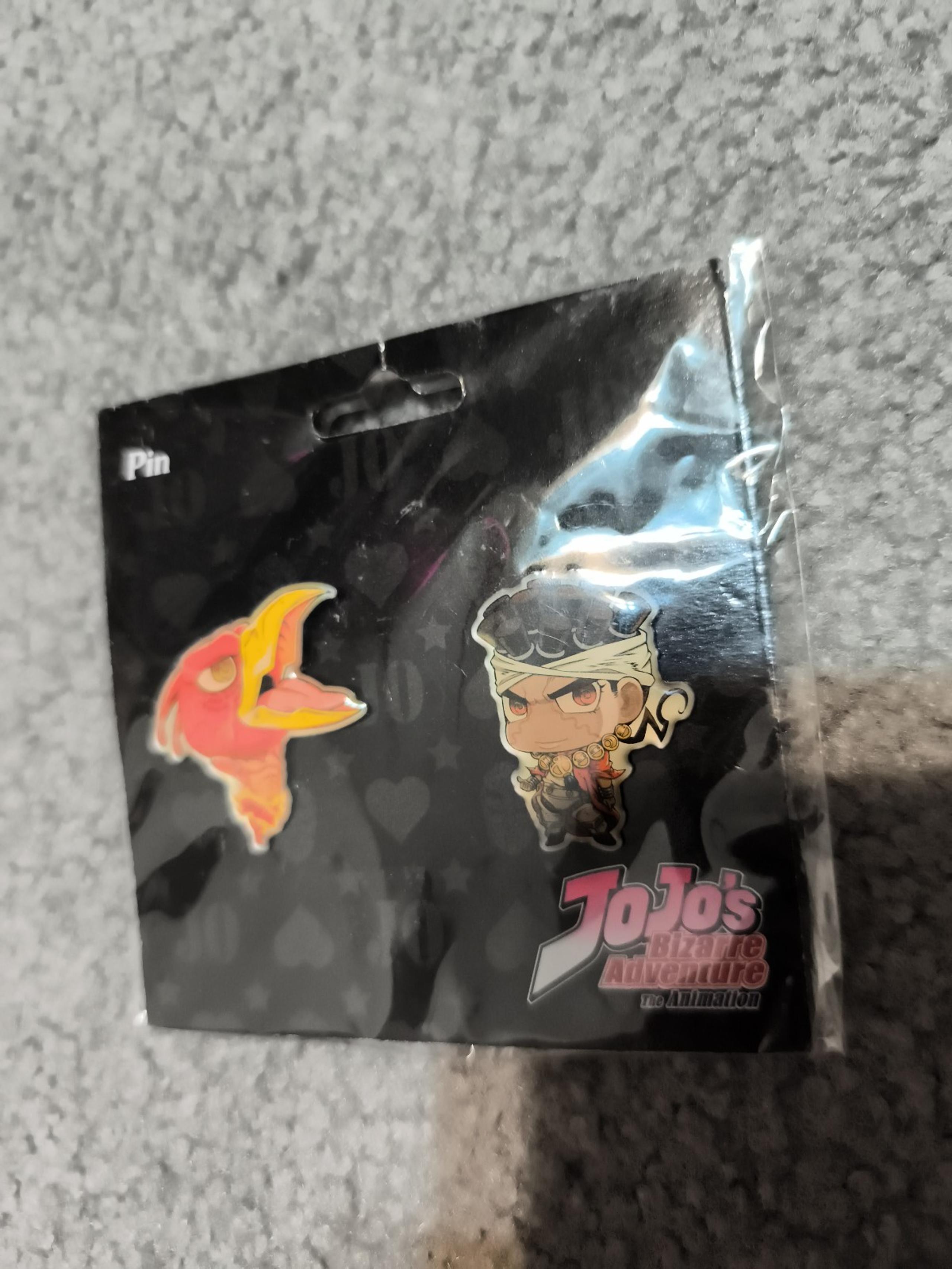 Avdol and Magician's Red Pins