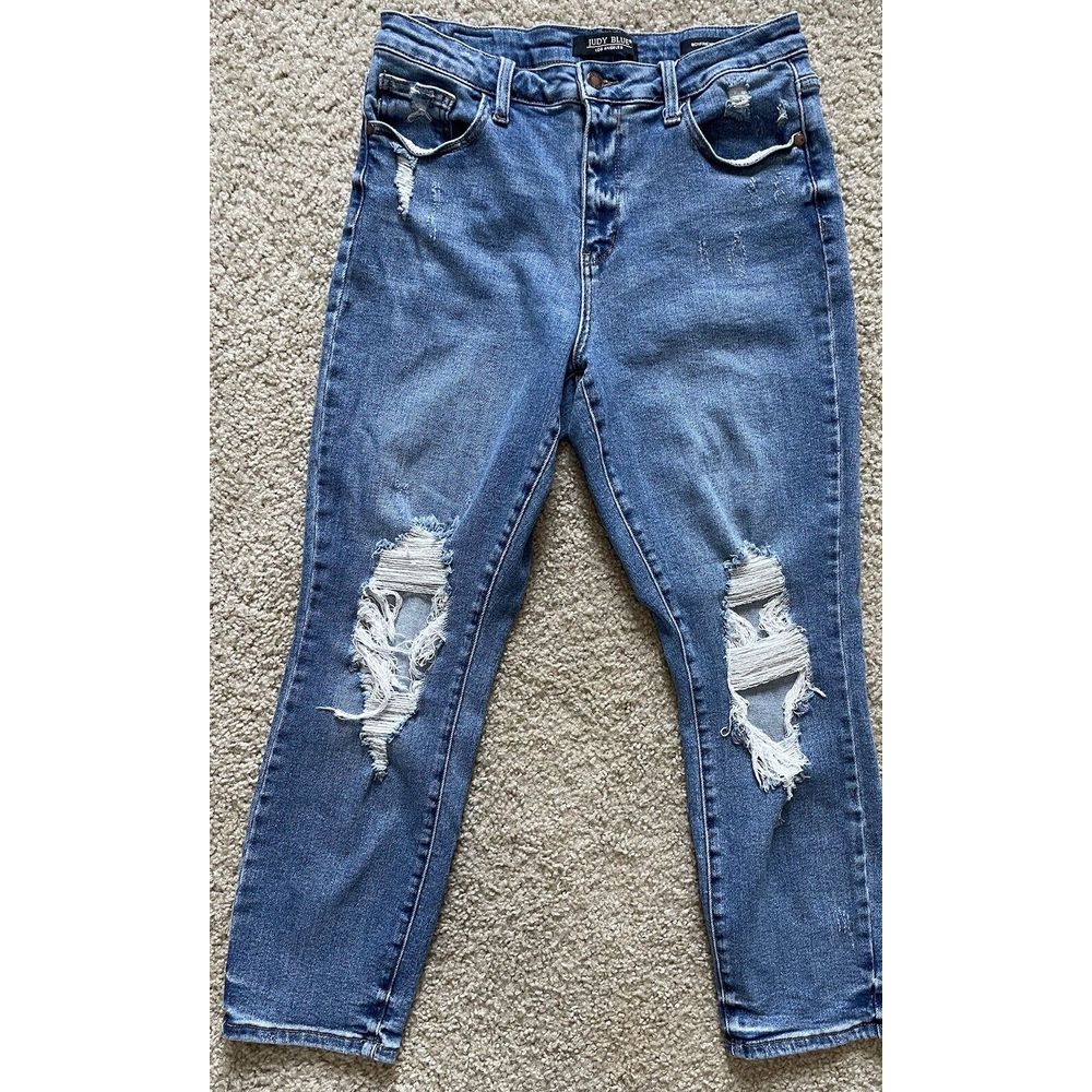 Judy Blue Boyfriend Fit Distressed Blue Jeans Size 13 / 31