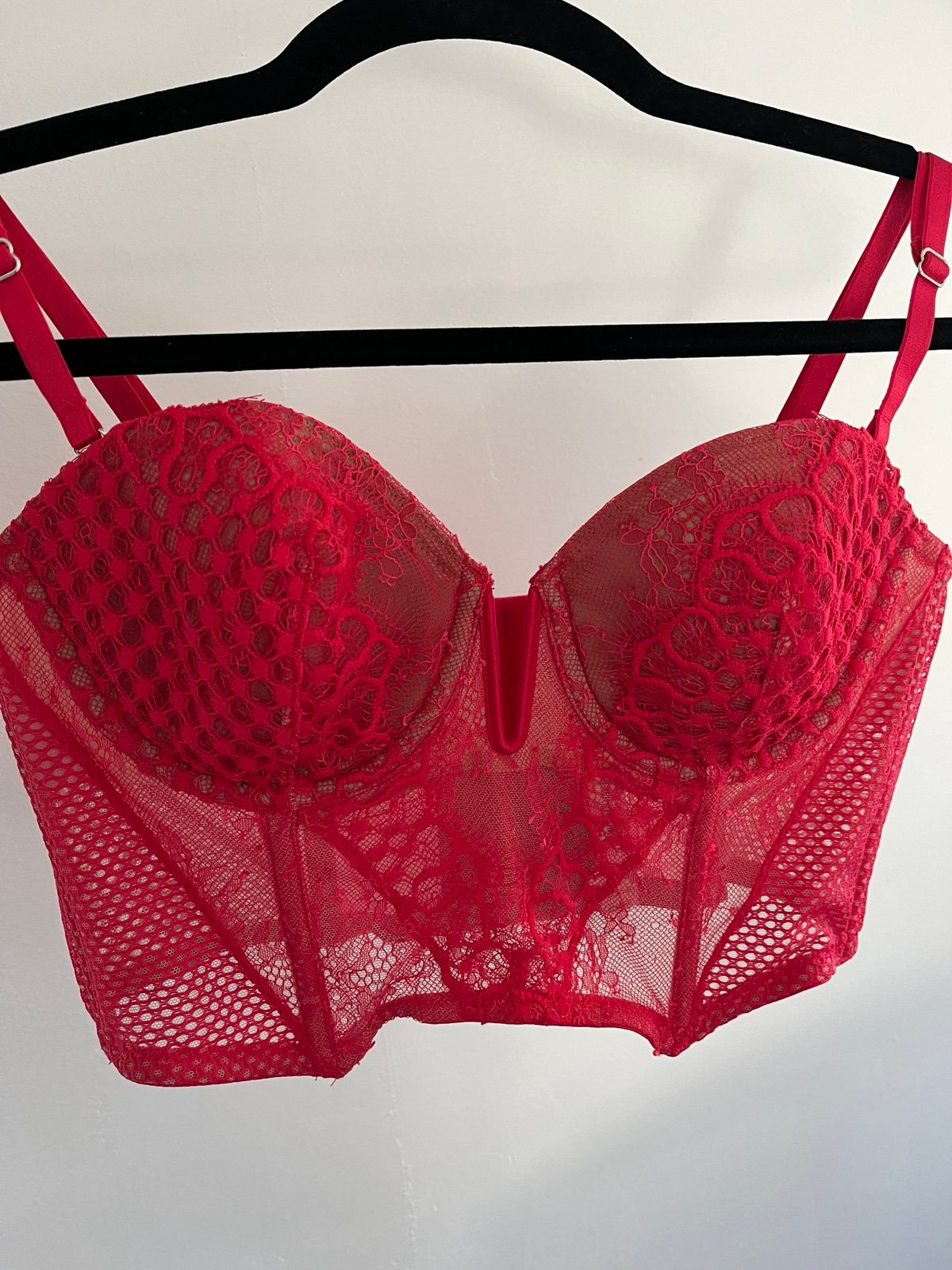 VS Red Corset Bra Top with or without straps brand new with tags.