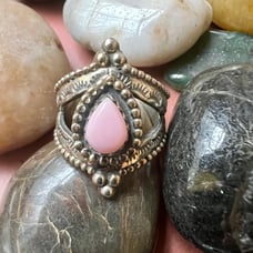 Sterling Silver & Pink Conch Ring Size 9