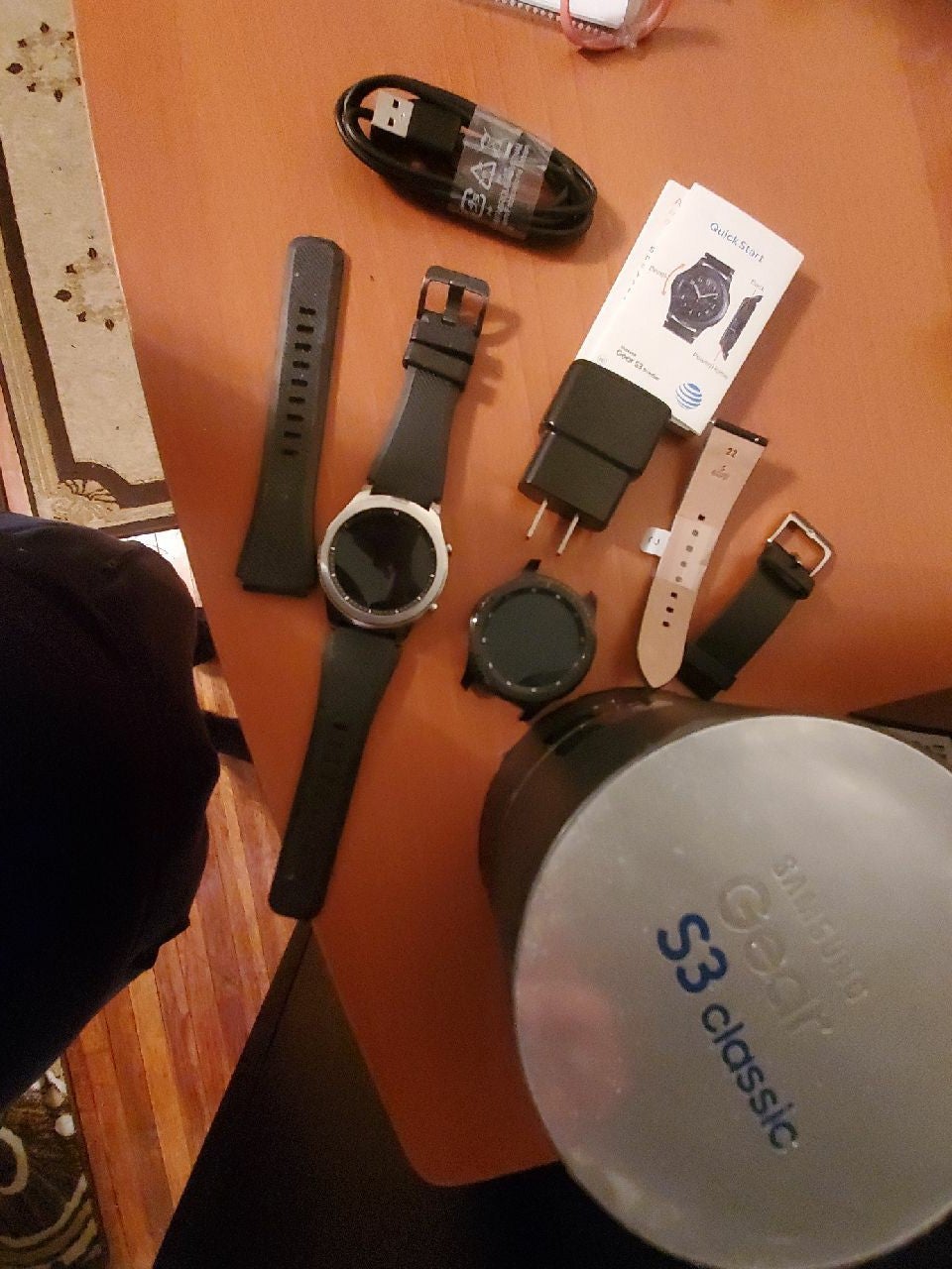 2 Samsung smart watches