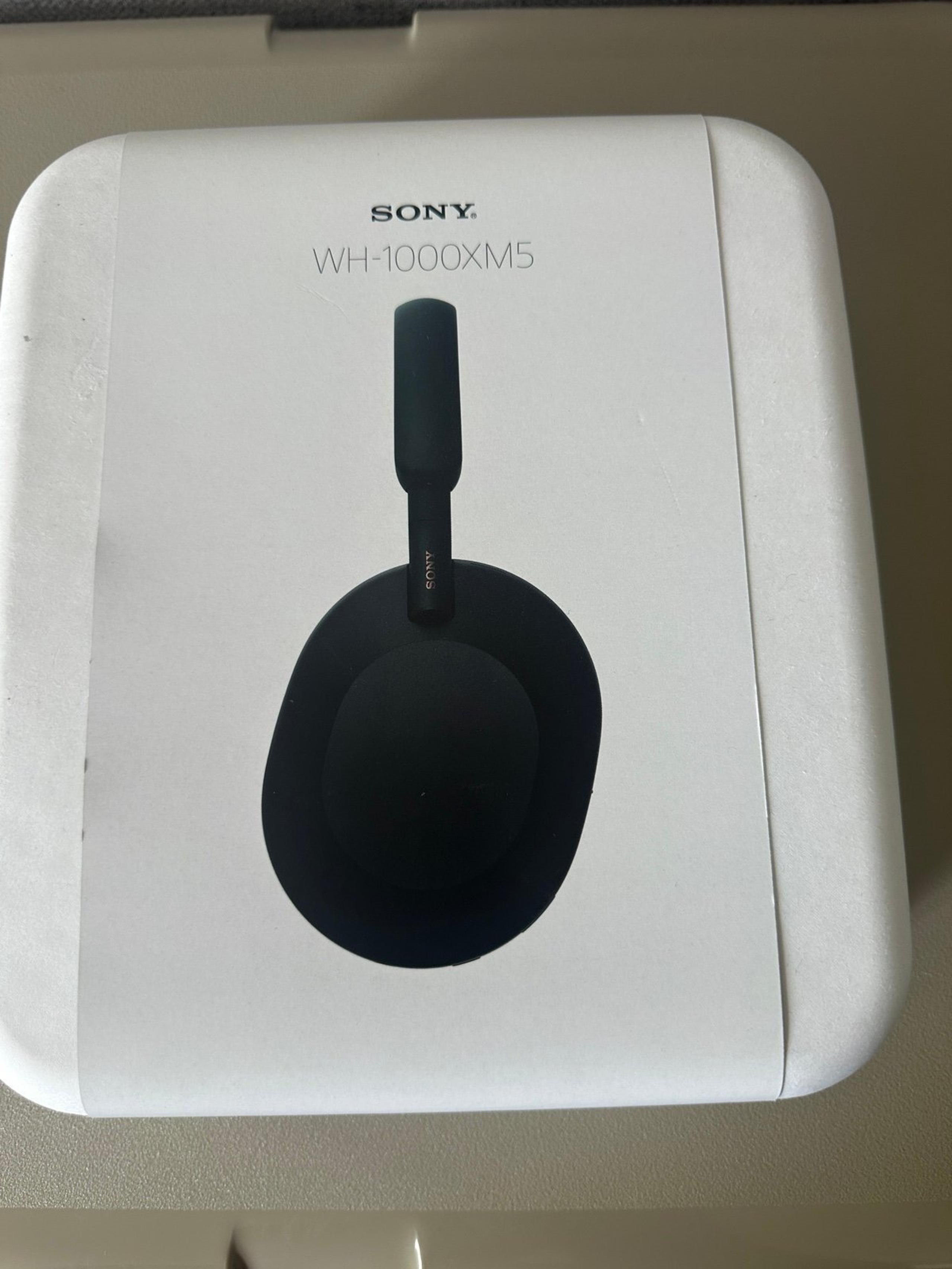 Sony WH-1000XM5 Noise-Canceling Wireless Over-Ear Headphones (Black) NIB