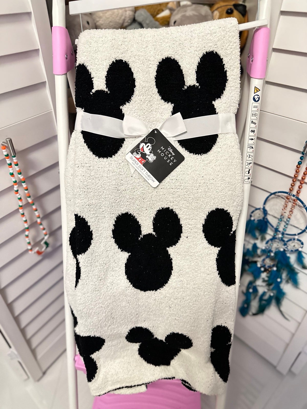Mickey Mouse Barefoot Dreams Dupe Throw Tiktok Viral