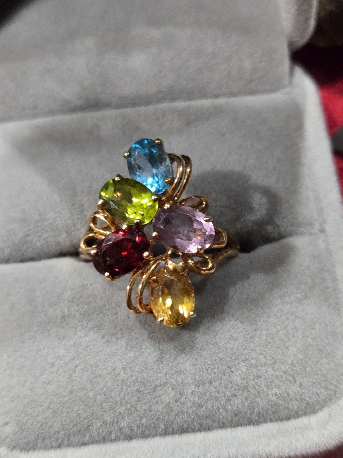 Multicolor stone 10kp Yellow Gold, Topaz,Peridot, Citrine, Amethyst Garnet 3.8g